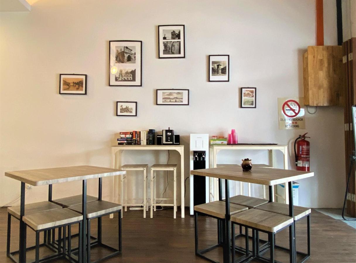 Sydney Backpackers Jonker Street Melaka Hostel Bagian luar foto