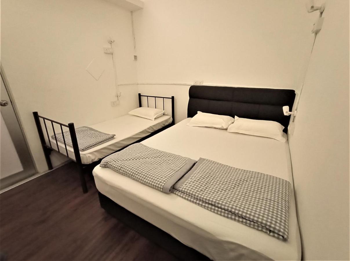 Sydney Backpackers Jonker Street Melaka Hostel Bagian luar foto