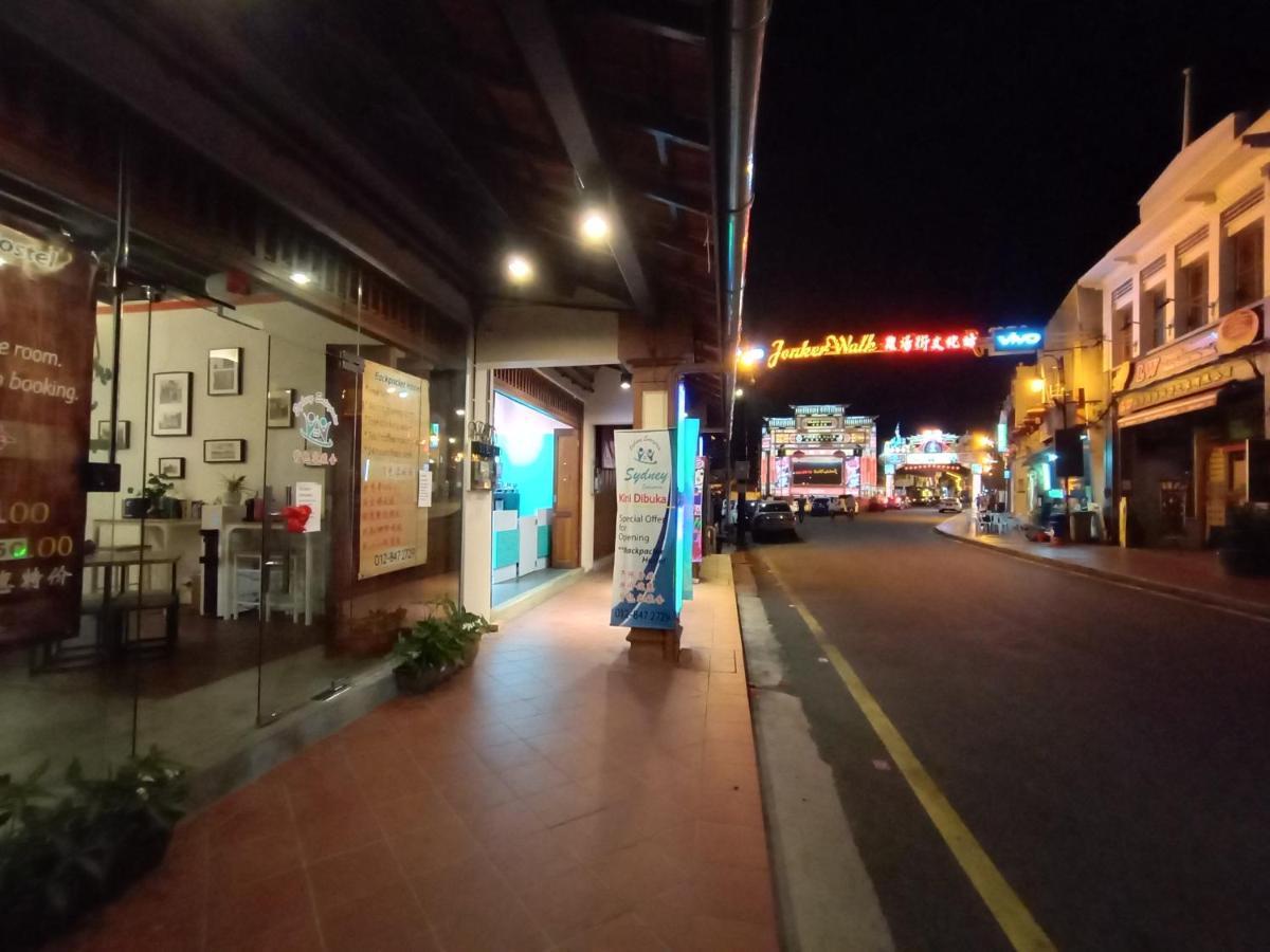 Sydney Backpackers Jonker Street Melaka Hostel Bagian luar foto